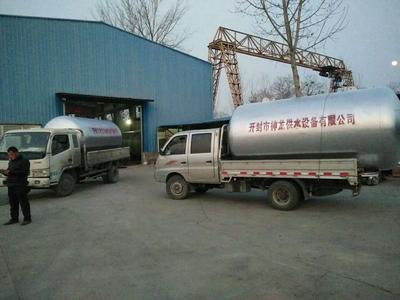 無(wú)塔供水設(shè)備小型供水壓力罐開(kāi)封神龍廠家直銷(xiāo)